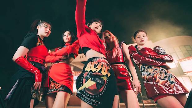 แฟนๆ ห่วงใย!! ‘ชูฮวา (G)I-DLE’ ทรุดกลางเวทีทีโชว์ที่เม็กซิโก (มีคลิป)