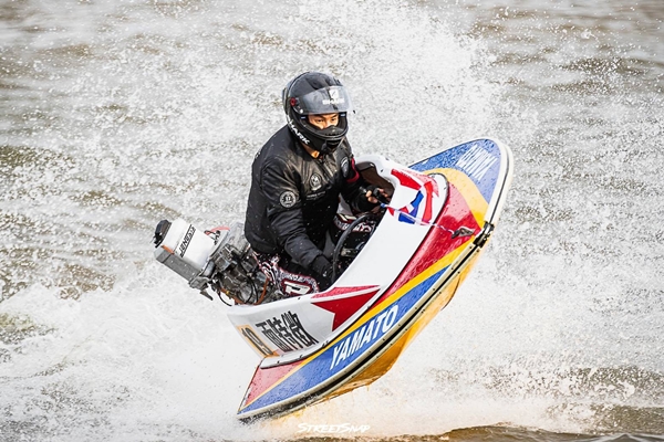 บีม ศรัณยู เผยเหตุการณ์เรือล่ม!! ล่าสุดอาการปลอดภัย บีม ศรัณยู เผยเหตุการณ์เรือล่ม!! ล่าสุดอาการปลอดภัย