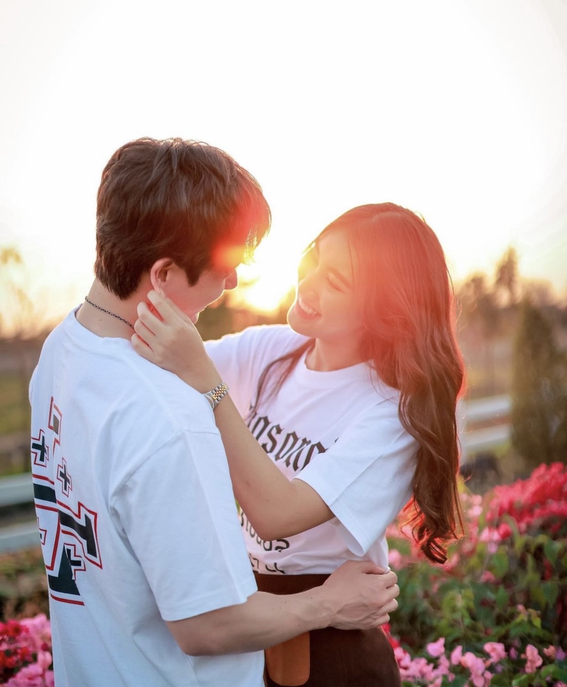 เบส คำสิงค์ พ้อทำไมคบพระเอกไม่ได้? เสียใจเจอกระแสไม่คู่ควร ตงตง เบส คำสิงค์ พ้อทำไมคบพระเอกไม่ได้? เสียใจเจอกระแสไม่คู่ควร ตงตง