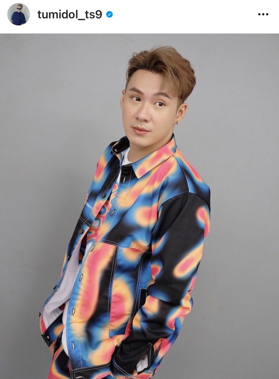 ตั้ม วราวุธ แฟนบอยตัวจริงรับ แจ็คสัน หวัง  ถึงสนามบิน ด้าน ดีเจนุ้ย โพสต์ข้อความแบบนี้ 