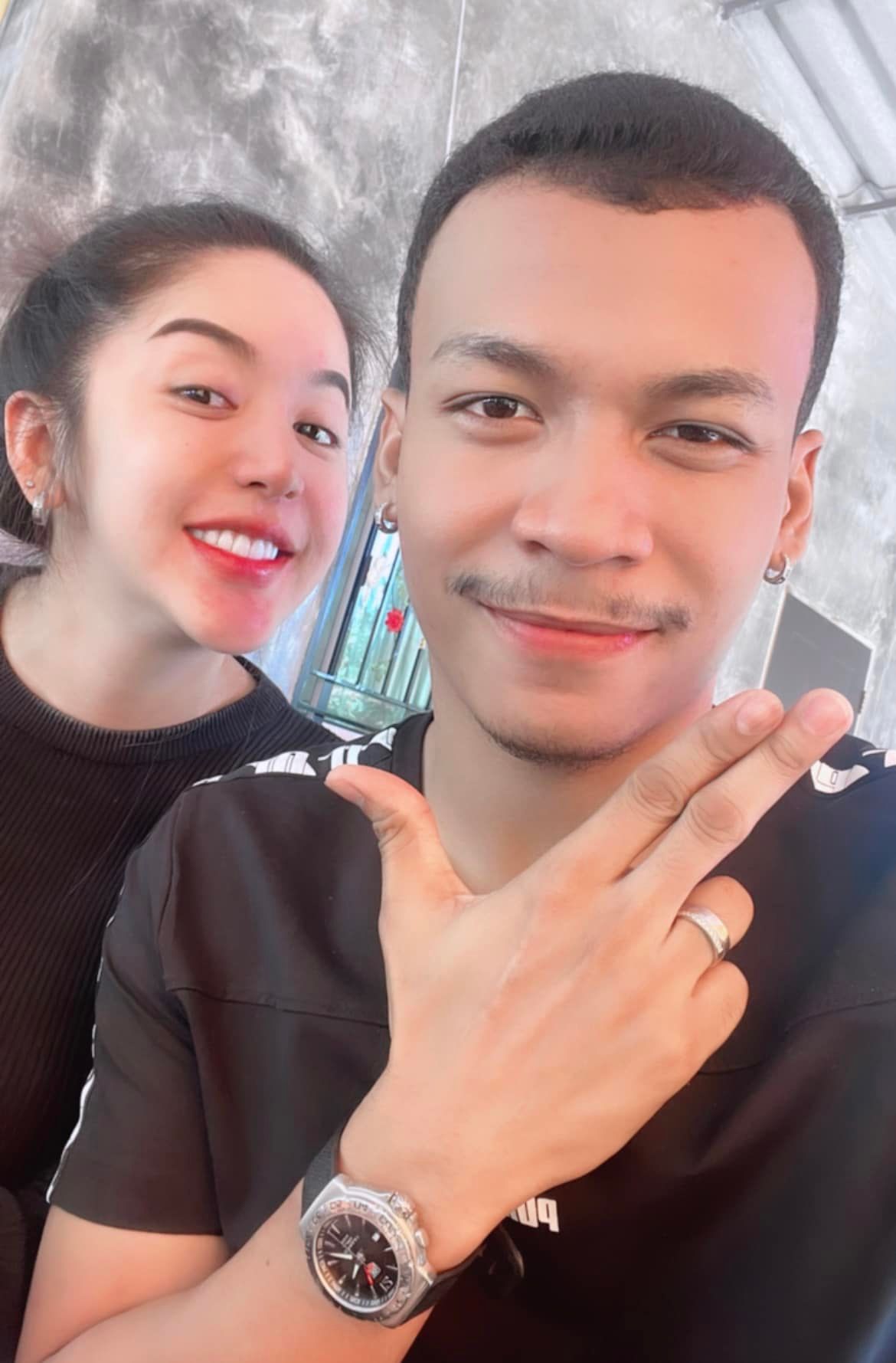 เคลื่อนไหวล่าสุด แฟนสาว โชค รถแห่ โพสต์ถามเคยเห็นมันสู้แบบหลังชนฝา หมาจนตรอกไหม??