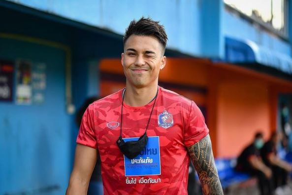 ชาริล ชัปปุยส์ นักเตะการท่าเรือ ติดเชื้อโควิด-19