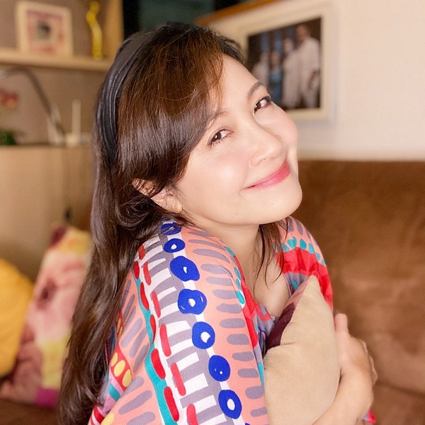 กวาง กมลชนก - เบิร์ด ธงไชย ขอบคุณ ทมยันตี ผู้สร้าง โกโบริและอังศุมาลิน กวาง กมลชนก - เบิร์ด ธงไชย ขอบคุณ ทมยันตี ผู้สร้าง โกโบริและอังศุมาลิน