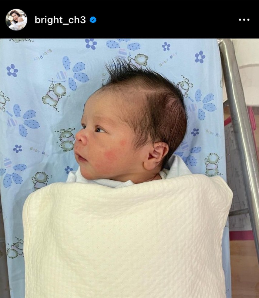 ไบรท์ พิชญทัฬห์ ปลื้ม หลังพี่สาวคลอดหลานชาย น้องทีโอ ไบรท์ พิชญทัฬห์ ปลื้ม หลังพี่สาวคลอดหลานชาย น้องทีโอ