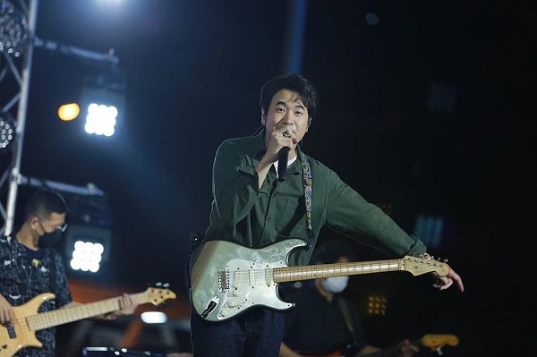  เปิดกรุเพลงรักกับ “แสตมป์ อภิวัชร์ ” เจ้าพ่อเพลง LOVE  (มีคลิป)