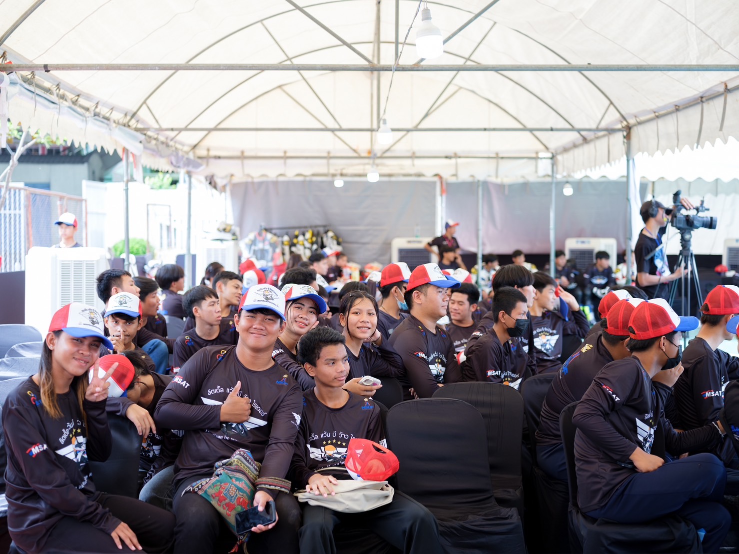 'ลิตเติ้ลแว้น' สนาม4 ได้อีก 5 หนุ่มสายแว้นร่วมลุ้นไปดูโรงงานค่ายรถดังถึงเยอรมัน 'ลิตเติ้ลแว้น' สนาม4 ได้อีก 5 หนุ่มสายแว้นร่วมลุ้นไปดูโรงงานค่ายรถดังถึงเยอรมัน