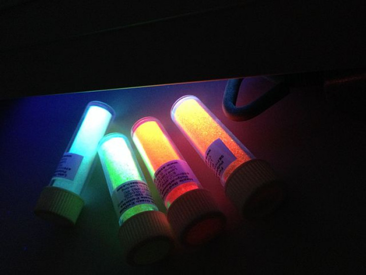 Solar Paint เทคโนโลยีสีสร้างพลังไฟฟ้าจากแสงอาทิตย์ !!