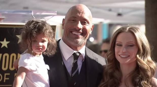 ทรงอิทธิพลบนโซเชียล!! เปิดโผ 10 เซเลบโลกยอดผู้ติดตามทางออนไลน์มากสุด ทรงอิทธิพลบนโซเชียล!! เปิดโผ 10 เซเลบโลกยอดผู้ติดตามทางออนไลน์มากสุด