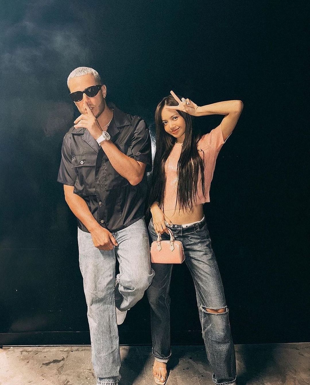 เหลือแค่ ‘โรเซ่’?!! สื่อตีข่าว ‘ลิซ่า - เจนนี่ - จีซู’ ไม่ต่อสัญญาค่าย YG แต่ยังอยู่กับ BLACKPINK ต่อ เหลือแค่ ‘โรเซ่’?!! สื่อตีข่าว ‘ลิซ่า - เจนนี่ - จีซู’ ไม่ต่อสัญญาค่าย YG แต่ยังอยู่กับ BLACKPINK ต่อ