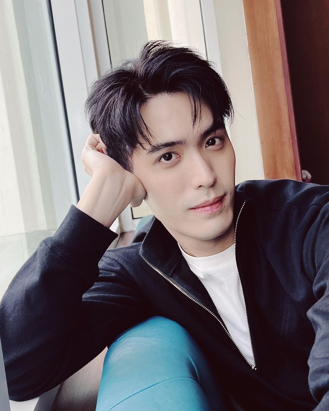 เกิดเหตุเพลิงไหม้! เขาแหลม จ.นครนายก ตั้ว เสฎฐวุฒิ และเหล่าคนบันเทิงร่วมส่งความห่วงใย