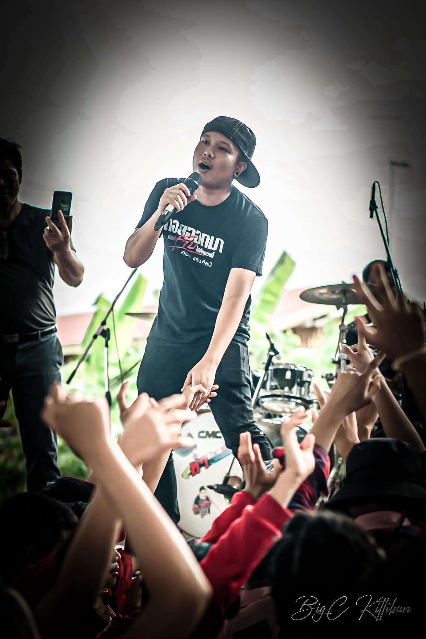 ออย แสงศิลป์ เคลื่อนไหว!! ลั่น งานนี้ผมสู้อยู่แล้วครับ!! ออย แสงศิลป์ เคลื่อนไหว!! ลั่น งานนี้ผมสู้อยู่แล้วครับ!!