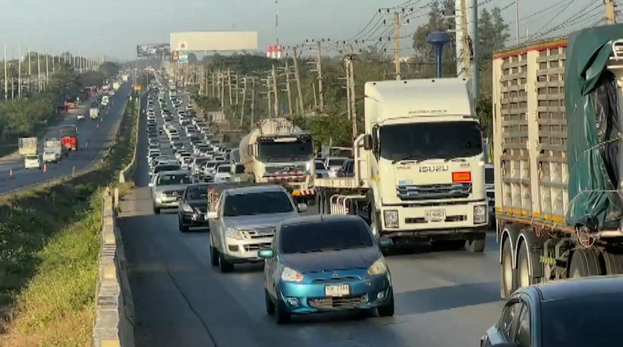 จราจรวันนี้ 29 ธ.ค. เปิดภาพมุมสูง ถนนมิตรภาพช่วงกลางดง ยังติดหนึบ จราจรวันนี้ 29 ธ.ค. เปิดภาพมุมสูง ถนนมิตรภาพช่วงกลางดง ยังติดหนึบ