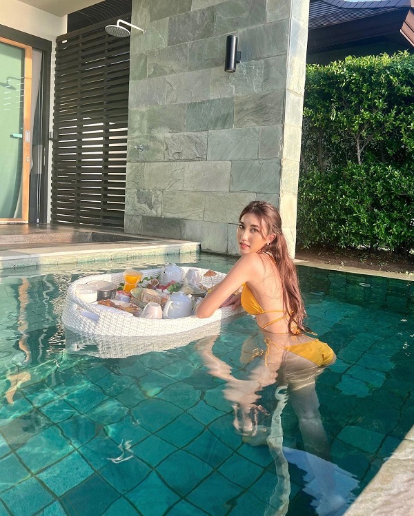  คอมเมนต์แซะ “เบสท์ รักษ์วนีย์” พยามเกินหลังโดนทิ้ง (มีคลิป)