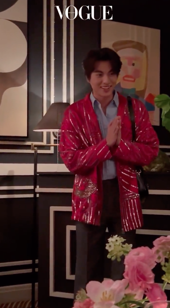 คนที่2ของไทย!! ‘กลัฟ คณาวุฒิ’ ขึ้นแท่น Friend of House แบรนด์ GUCCI คนที่2ของไทย!! ‘กลัฟ คณาวุฒิ’ ขึ้นแท่น Friend of House แบรนด์ GUCCI