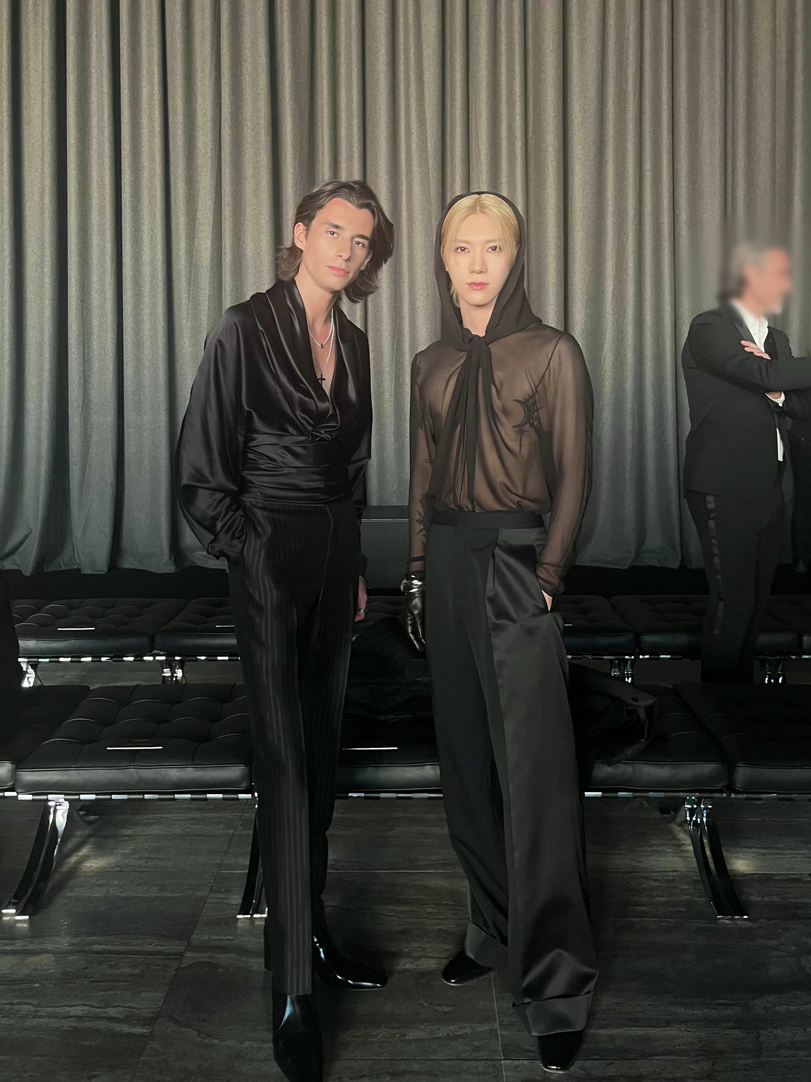 ฮอตทะลุล้านทวีต!! 'เตนล์ ชิตพล’ เซ็กซี่ซีทรูร่วมชมแฟชั่นโชว์ที่เบอร์ลินกับ 'มาร์ค ต้วน - คิตตี้ ชิชา' ฮอตทะลุล้านทวีต!! 'เตนล์ ชิตพล’ เซ็กซี่ซีทรูร่วมชมแฟชั่นโชว์ที่เบอร์ลินกับ 'มาร์ค ต้วน - คิตตี้ ชิชา'