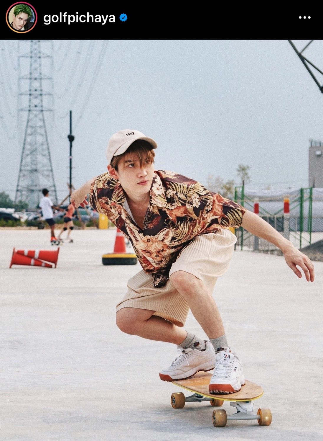 ฝีมือไม่ธรรมดา! ไมค์ โชว์สกิลตัดผม กอล์ฟ หล่อลุคเกาหลีมากๆๆ ฝีมือไม่ธรรมดา! ไมค์ โชว์สกิลตัดผม กอล์ฟ หล่อลุคเกาหลีมากๆๆ