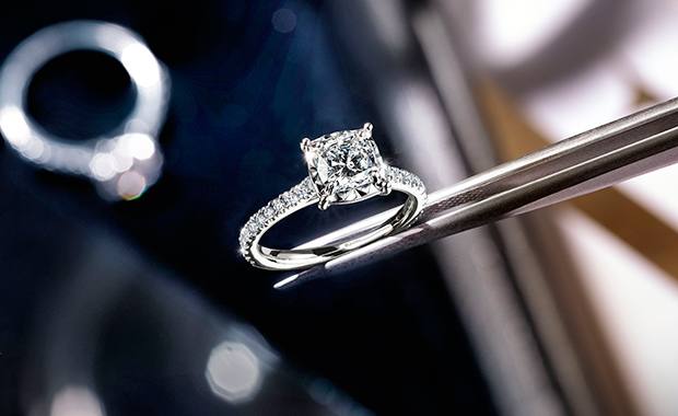 เพชร สินทรัพย์ที่น่าลงทุนในช่วงโควิด-19(ยังไม่เสร็จ)