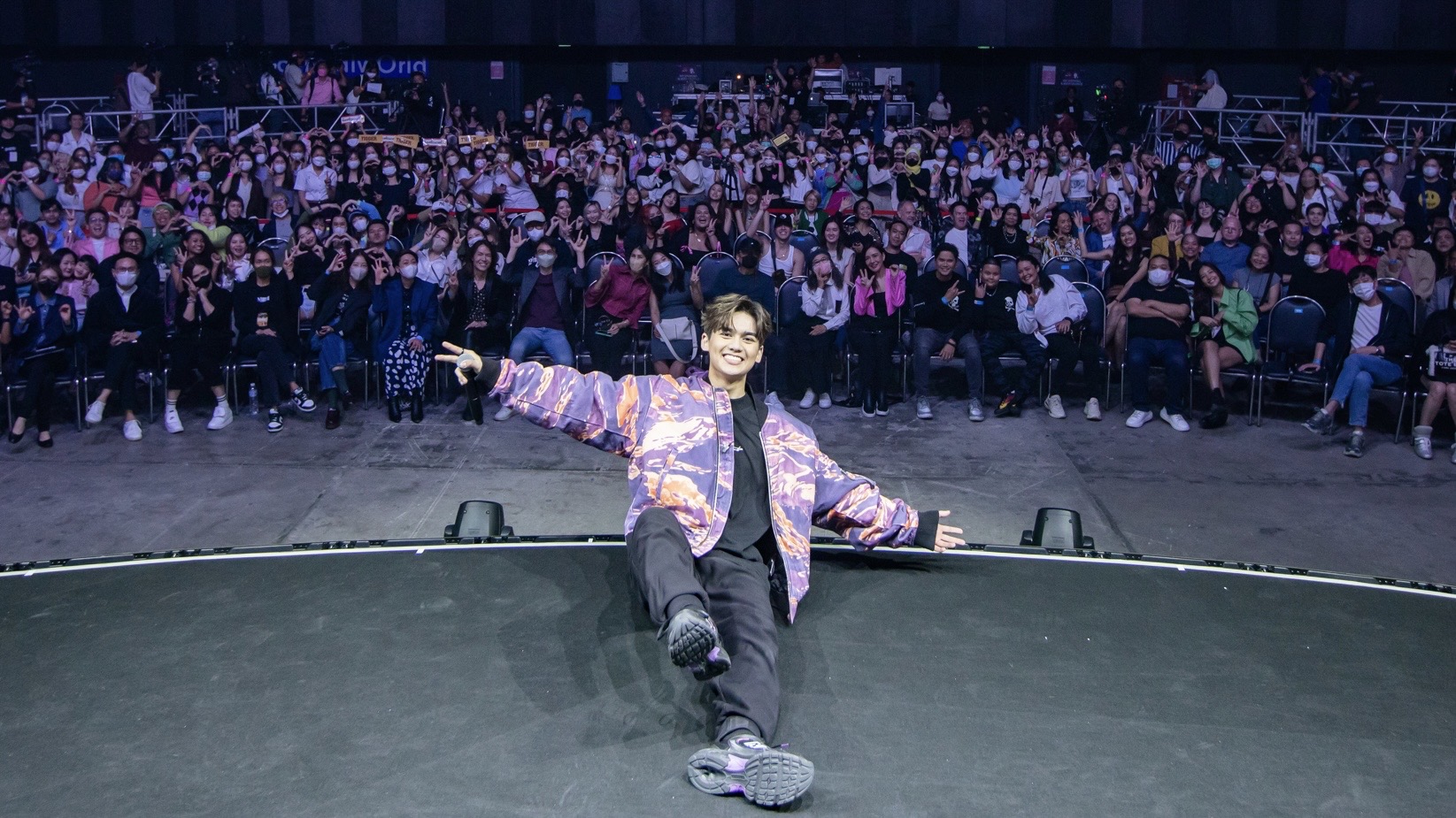 ทิกเกอร์ ใจฟู! หลังกระแสเพลง RU OK? เข้าใกล้ 1 ล้านวิว (มีคลิป)