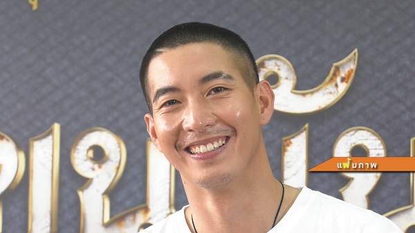 เต็มคาราเบล  โตโน่ ภาคิน กระโดดน้ำขณะโชว์ร้องเพลง   (มีคลิป)