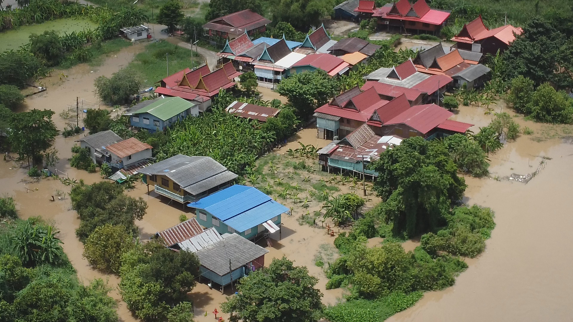 ชาวบางบาลน้ำท่วม หวั่นซ้ำรอยปี 54 หลังเขื่อนเจ้าพระยาระบายน้ำเพิ่ม