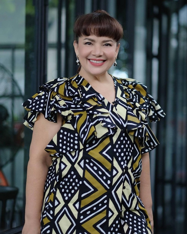 แทบขาดใจ!! แหม่ม สุริวิภา ต้องกักตัว ห่างจากลูกสาว 14 วัน แทบขาดใจ!! แหม่ม สุริวิภา ต้องกักตัว ห่างจากลูกสาว 14 วัน