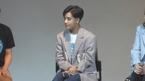 ลุกซ์ น้องใบเตย กลั้นน้ำตาไว้ไม่อยู่ พูดถึงคนรักที่จากไป (มีคลิป)