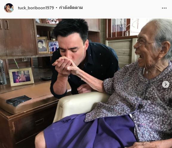 ตั๊ก บริบูรณ์ โพสต์ไว้อาลัย ม.ร.ว.รุจีสมร สุขสวัสดิ์  ขอบคุณที่รักผมเหมือนลูกคนหนึ่ง...