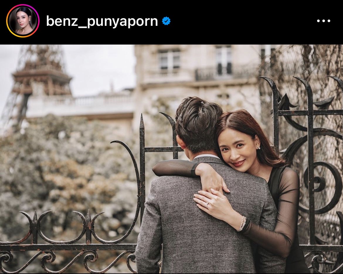 เตรียมสละโสด!! เบนซ์ ปุณยาพร ถูกแฟนหนุ่มคุกเข่าขอแต่งงาน