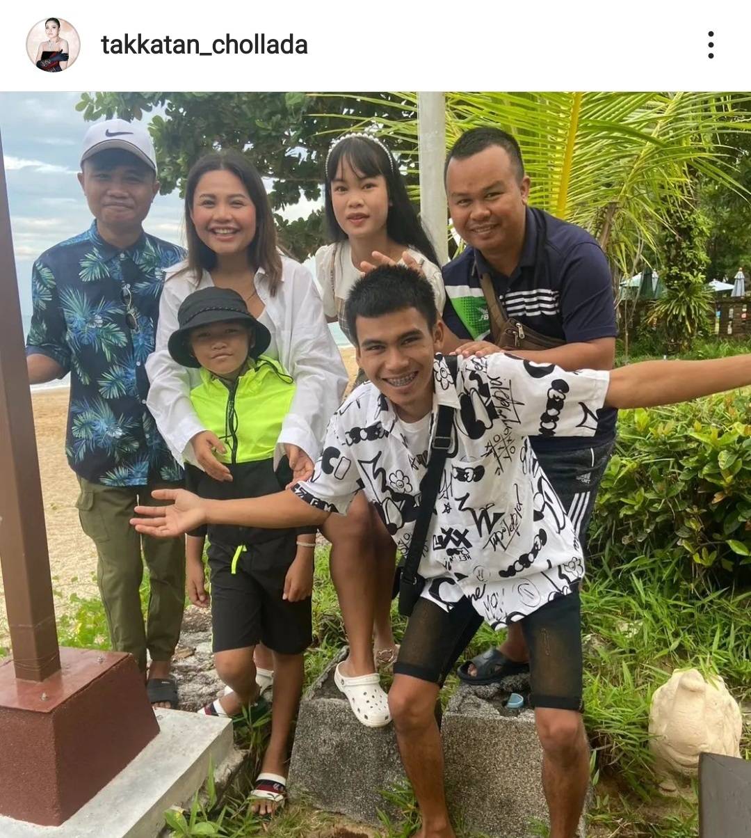 ทริปแห่งความสุข ตั๊กแตน ชลดา ปลื้มปริ่ม ทำตามสัญญาพาแม่เที่ยวพร้อมหน้าครอบครัวสำเร็จ ทริปแห่งความสุข ตั๊กแตน ชลดา ปลื้มปริ่ม ทำตามสัญญาพาแม่เที่ยวพร้อมหน้าครอบครัวสำเร็จ