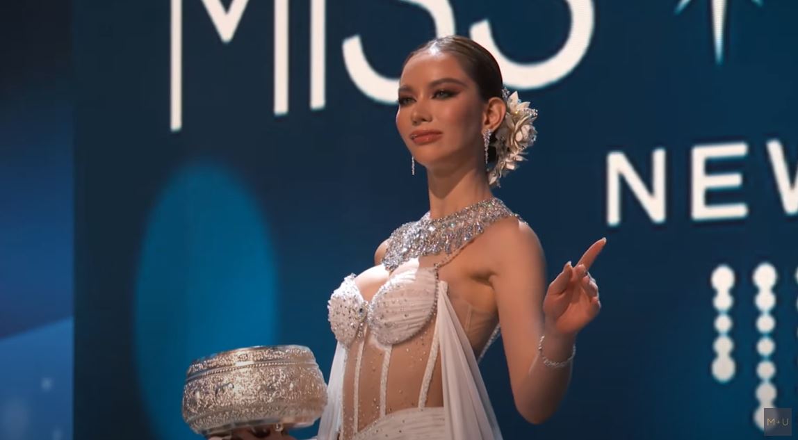 4 ลุคพิชิตมง แอนนา เสืองามเอี่ยม ติดเทรนด์ทวิตเตอร์อันดับ 1 #แอนนาเสือ 4 ลุคพิชิตมง แอนนา เสืองามเอี่ยม ติดเทรนด์ทวิตเตอร์อันดับ 1 #แอนนาเสือ