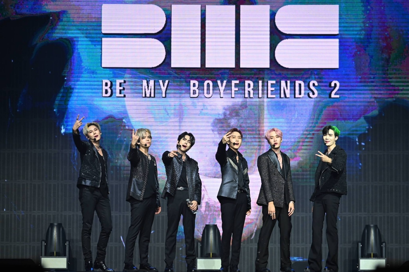 6 หนุ่ม BE MY BOYFRIENDS 2 สร้างความประทับให้กับแฟนๆ ทั่วโลกผ่านโชว์สุดพิเศษ 6 หนุ่ม BE MY BOYFRIENDS 2 สร้างความประทับให้กับแฟนๆ ทั่วโลกผ่านโชว์สุดพิเศษ