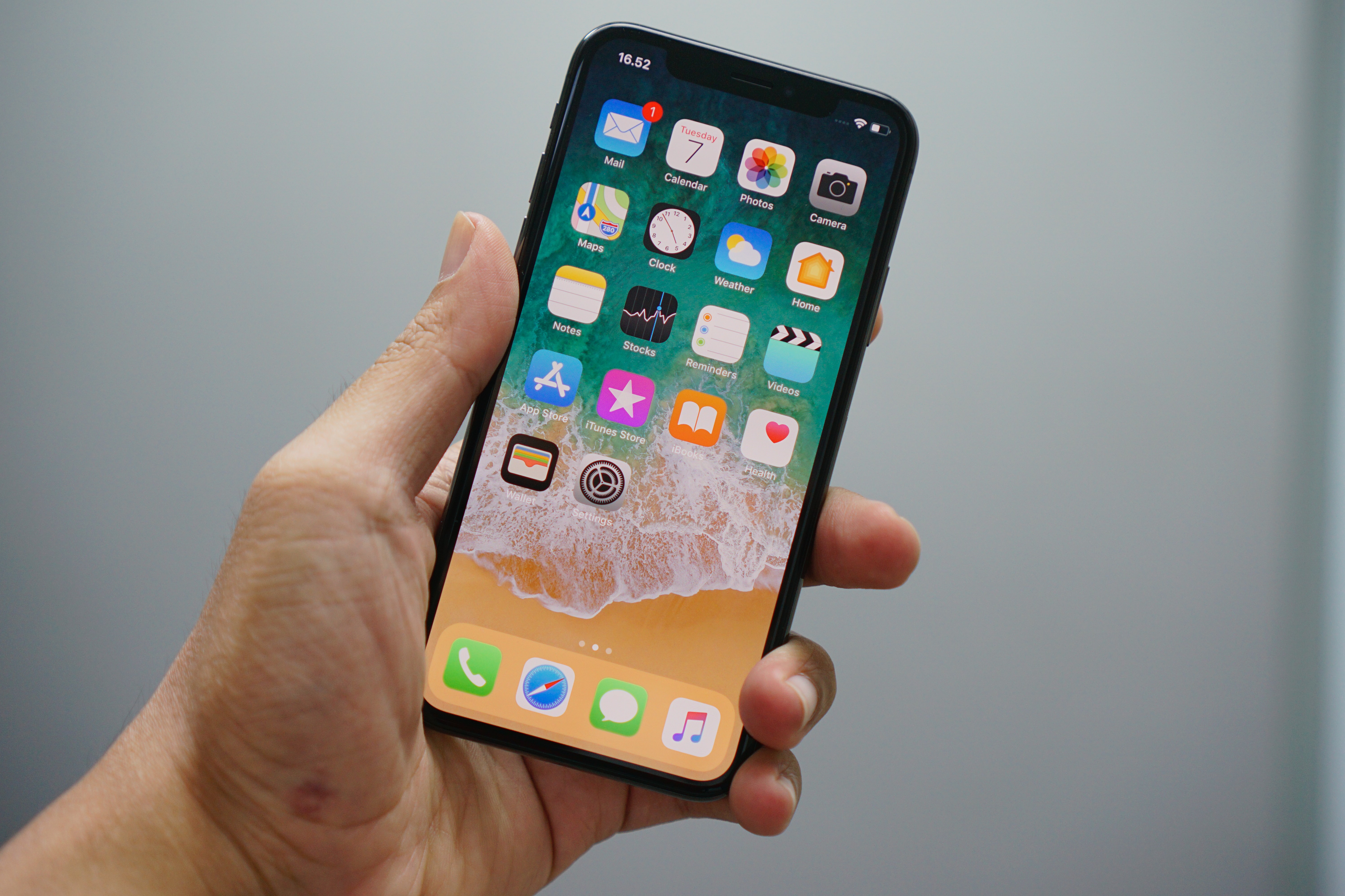 Apple เตรียมขึ้นค่าบริการเปลี่ยนแบตเตอรี่ iPhone เริ่ม 1 มีนาคมนี้ ! Apple เตรียมขึ้นค่าบริการเปลี่ยนแบตเตอรี่ iPhone เริ่ม 1 มีนาคมนี้ !