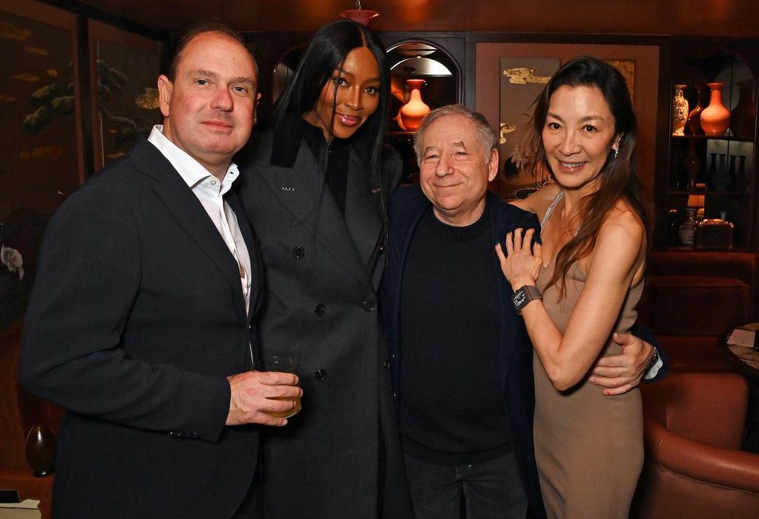 หมั้นมา 19 ปี!! ‘มิเชล โหย่ว’ วัย 60 ปี สละโสดกับเจ้าบ่าวชาวฝรั่งเศส ที่สวิตเซอร์แลนด์