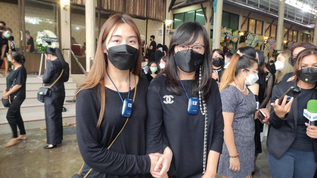 ครอบครัว อ๊อด คีรีบูน เปิดใจหลังการสูญเสียครั้งยิ่งใหญ่ ครอบครัว อ๊อด คีรีบูน เปิดใจหลังการสูญเสียครั้งยิ่งใหญ่