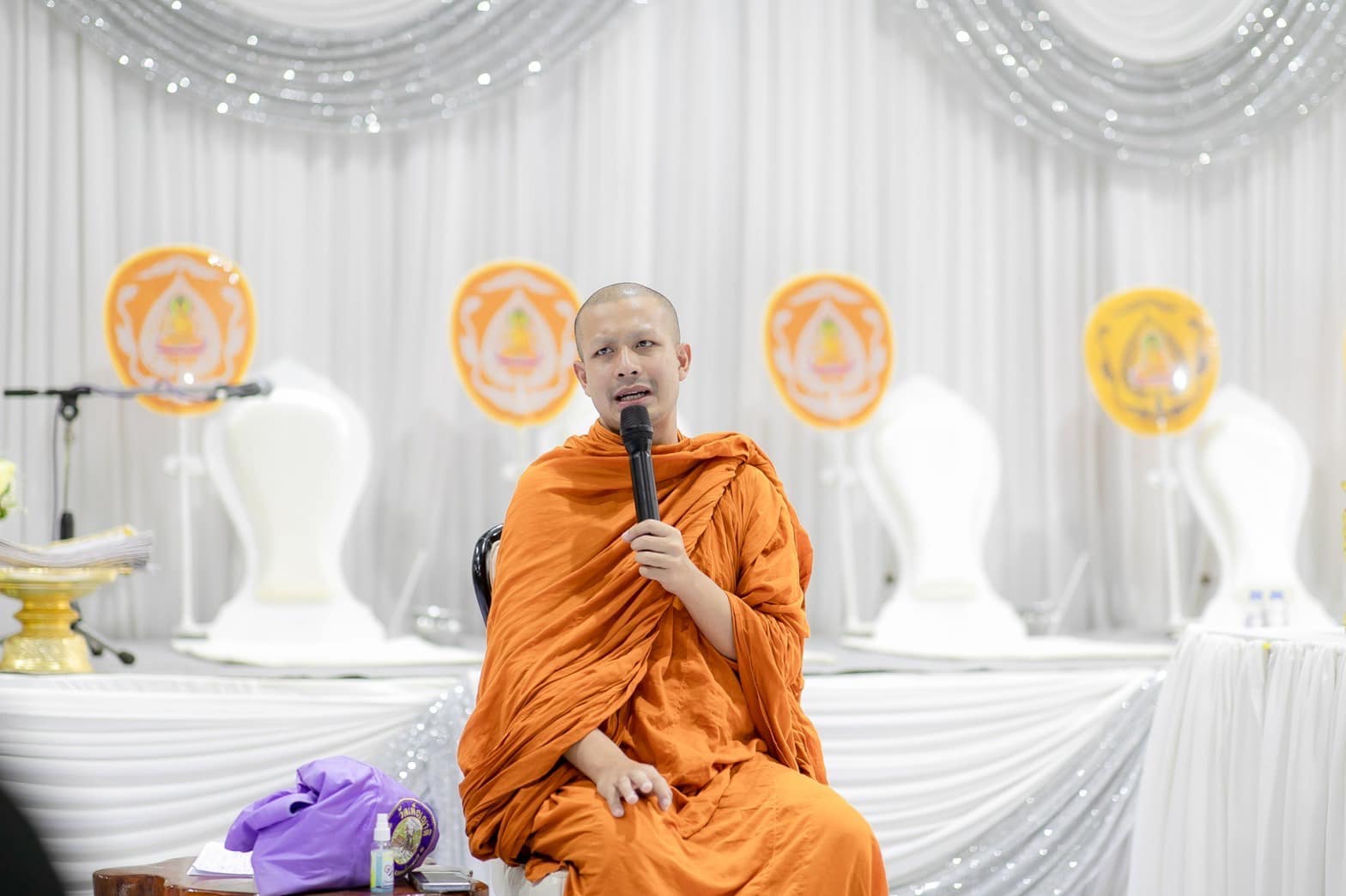 ย้อนคำคม หลวงพี่กาโตะ หรือ อดีตพระพงศกร ก่อนยุติการครองสมณเพศ ย้อนคำคม หลวงพี่กาโตะ หรือ อดีตพระพงศกร ก่อนยุติการครองสมณเพศ