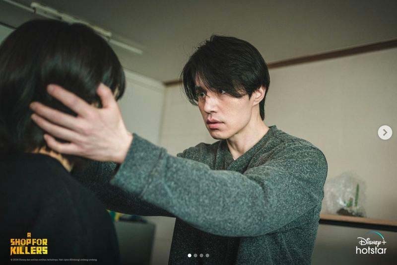 ‘อีดงอุค' พระเอกหนุ่มวัย 42 ปี กับบทคุณอาสุดเท่ A Shop for Killers