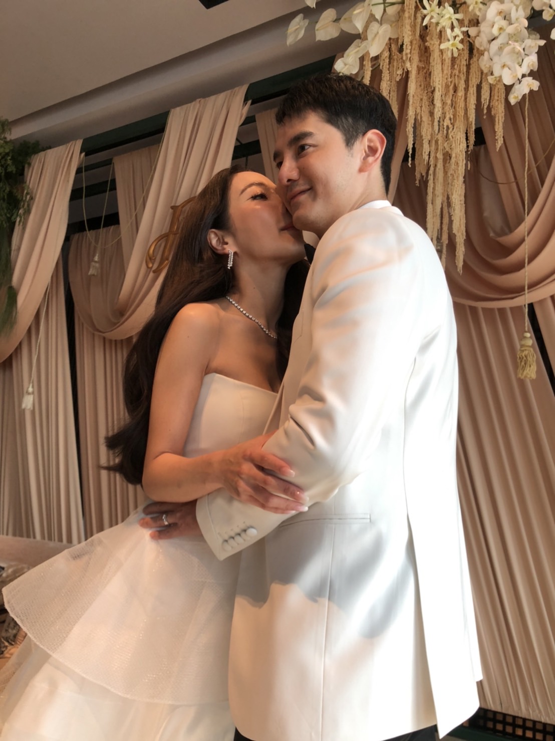 เผยคำมั่นสัญญาที่มีให้กัน แอร์-ไอซ์ แพลนมีทายาทปลายปี เผยคำมั่นสัญญาที่มีให้กัน แอร์-ไอซ์ แพลนมีทายาทปลายปี