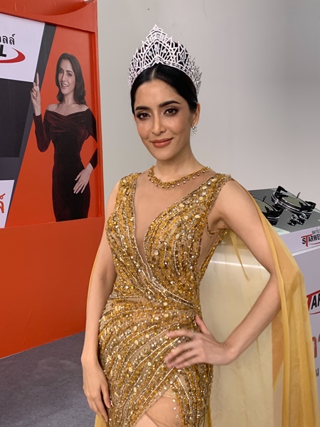 พิ้งกี้ สาวิกา ยืนยันไม่ทิ้งวงการบันเทิง แฮปปี้เป็นแม่ค้าออนไลน์ พิ้งกี้ สาวิกา ยืนยันไม่ทิ้งวงการบันเทิง แฮปปี้เป็นแม่ค้าออนไลน์