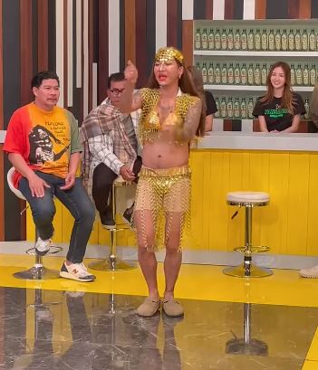 โตโย่หลบไป แจ๊ส ชวนชื่น สร้างตำนานใหม่คัฟเวอร์ เปิ้ล ไอริณ 