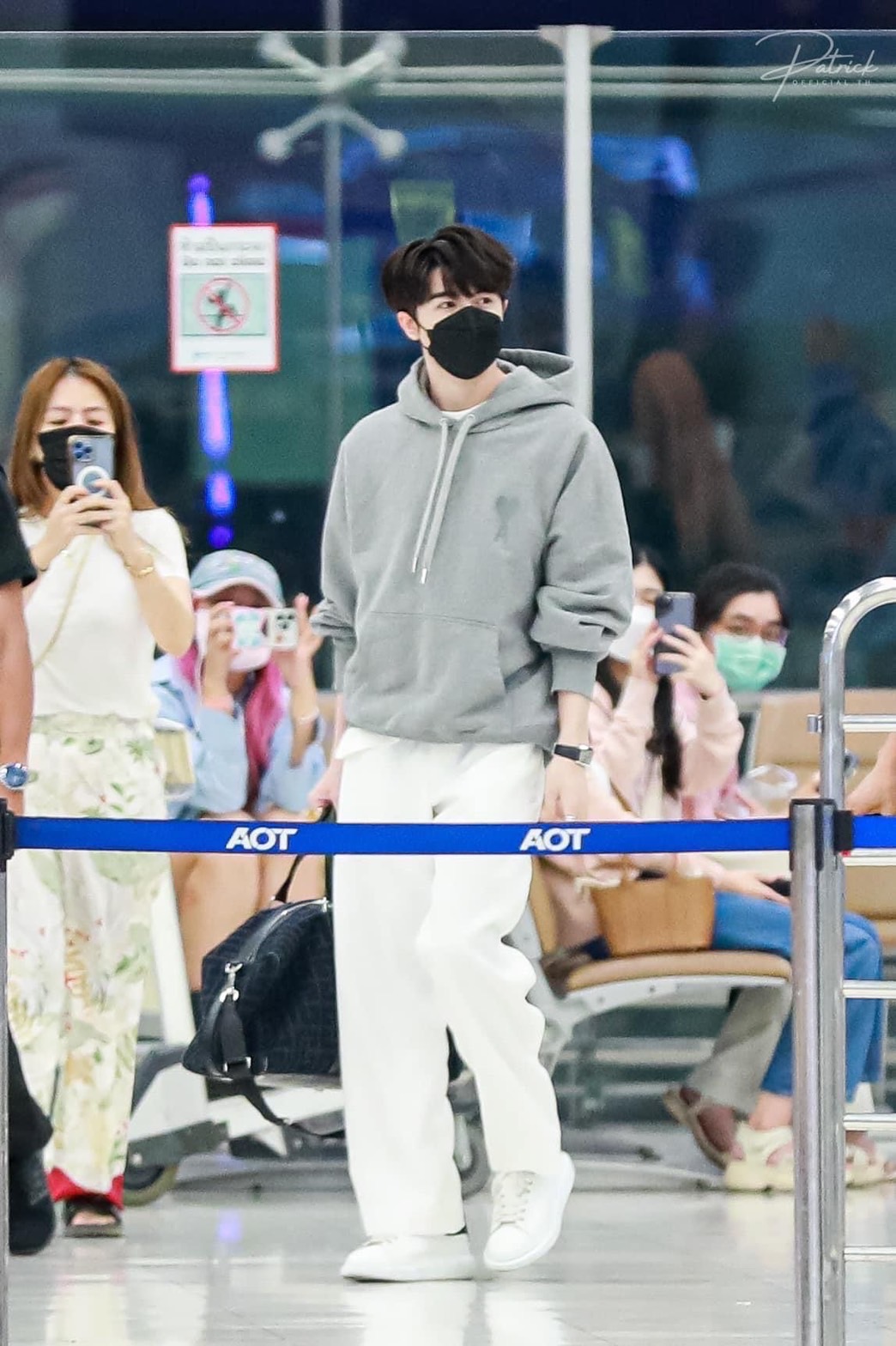 “แพทริค ณัฐวรรธ์” ไปสานฝันต่อ บินกลับจีน แฟนคลับติดแฮชแท็ก #ไว้เจอกันใหม่นะคับแพทริค “แพทริค ณัฐวรรธ์” ไปสานฝันต่อ บินกลับจีน แฟนคลับติดแฮชแท็ก #ไว้เจอกันใหม่นะคับแพทริค