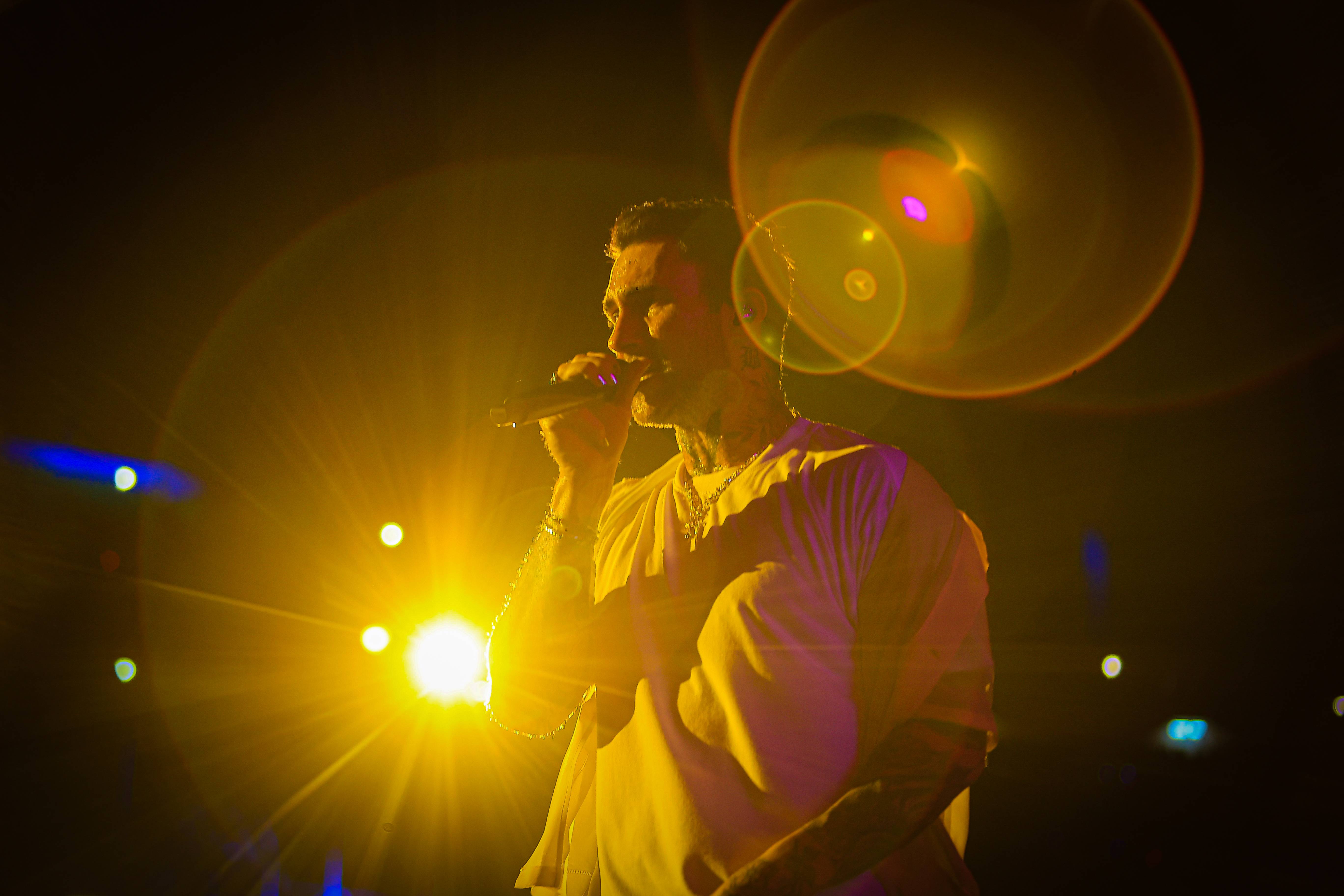 แฟนๆ ซูฮก!! ‘Adam Levine’ ท็อปฟอร์มในโชว์ Maroon 5 ครั้งที่ 6 ในไทย แฟนๆ ซูฮก!! ‘Adam Levine’ ท็อปฟอร์มในโชว์ Maroon 5 ครั้งที่ 6 ในไทย