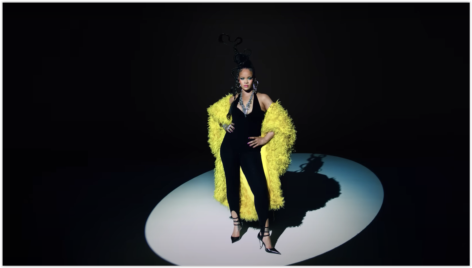 30 วิ เอาใจแฟน ๆ “Rihanna” เปิดตัวทีเซอร์ “Super Bowl Halftime Show”