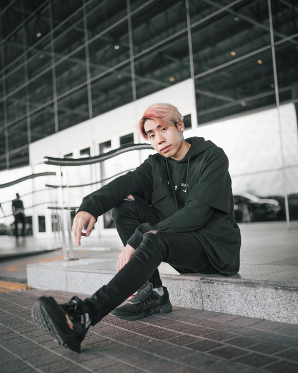 ทัวร์ลงหนัก!! สไปรท์ ยูทูบเบอร์ ทำคลิป ขโมยขันขอทาน ทดสอบความชื่อสัตย์ ทัวร์ลงหนัก!! สไปรท์ ยูทูบเบอร์ ทำคลิป ขโมยขันขอทาน ทดสอบความชื่อสัตย์