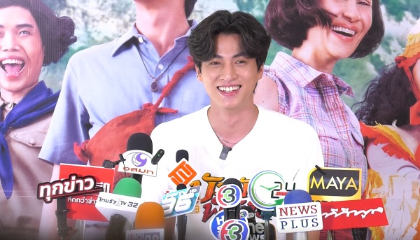 “กลัฟ คณาวุฒิ” เปิดใจ หลังถูกหมอดูทักเรื่องห้ามมีแฟน   (มีคลิป)