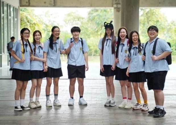 เปิดเรื่องย่อ 23.5 องศาที่โลกเอียง ซีรีส์แนว ยูริ ต้องติดตาม เปิดเรื่องย่อ 23.5 องศาที่โลกเอียง ซีรีส์แนว ยูริ ต้องติดตาม