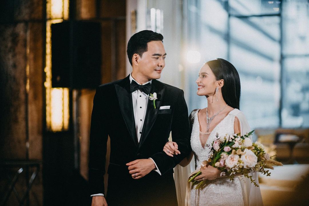 เคลลี่ ตอบชัดปิดฉากชีวิตคู่เลิกภรรยา นาย ชนุชตรา จริง จบรักต่างวัยอายุห่างกัน 22 ปี