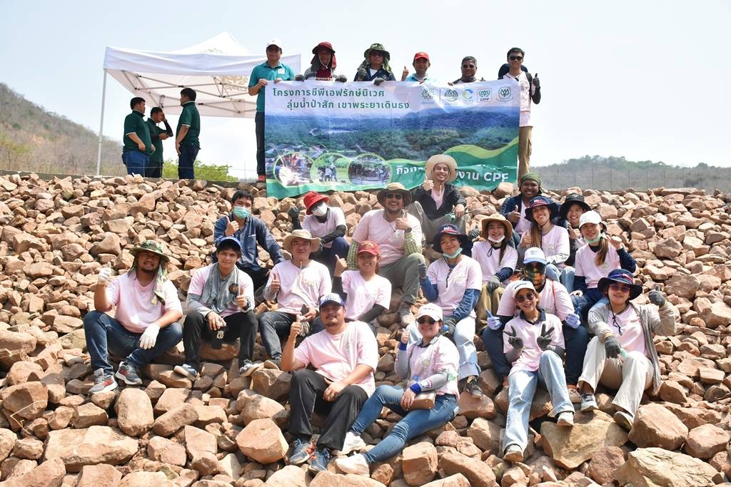 อำเภอพัฒนานิคม ลพบุรี จับมือ ซีพีเอฟ กรมป่าไม้ ร่วมดูแลผืนป่าต้นน้ำเขาพระยาเดินธง อำเภอพัฒนานิคม ลพบุรี จับมือ ซีพีเอฟ กรมป่าไม้ ร่วมดูแลผืนป่าต้นน้ำเขาพระยาเดินธง