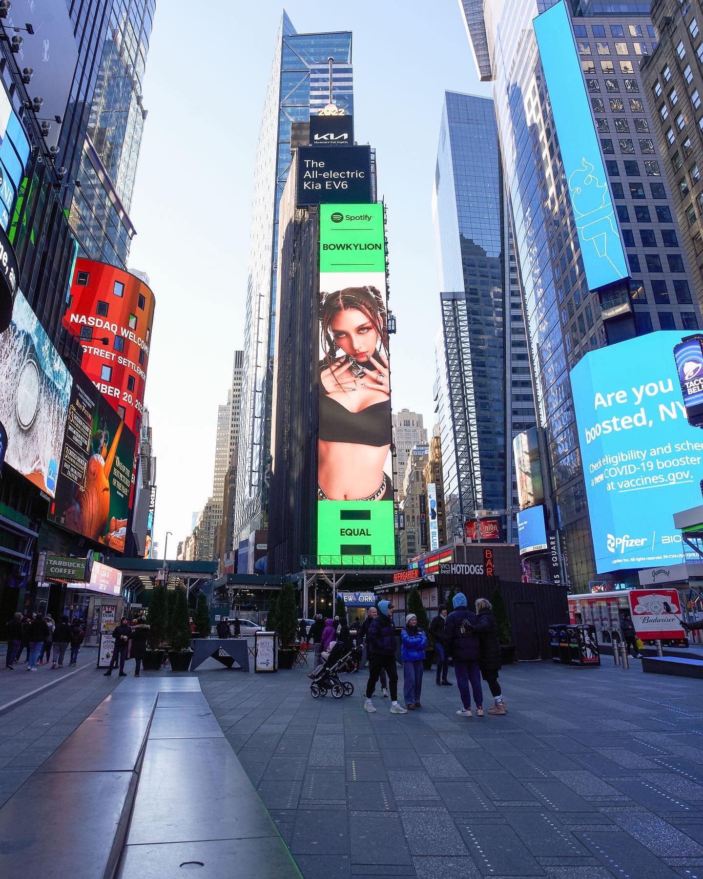  ปังต่อเนื่อง โบกี้ไลอ้อน ขึ้นบิลบอร์ดกลางไทม์สแควร์ นิวยอร์ก ครั้งที่ 2