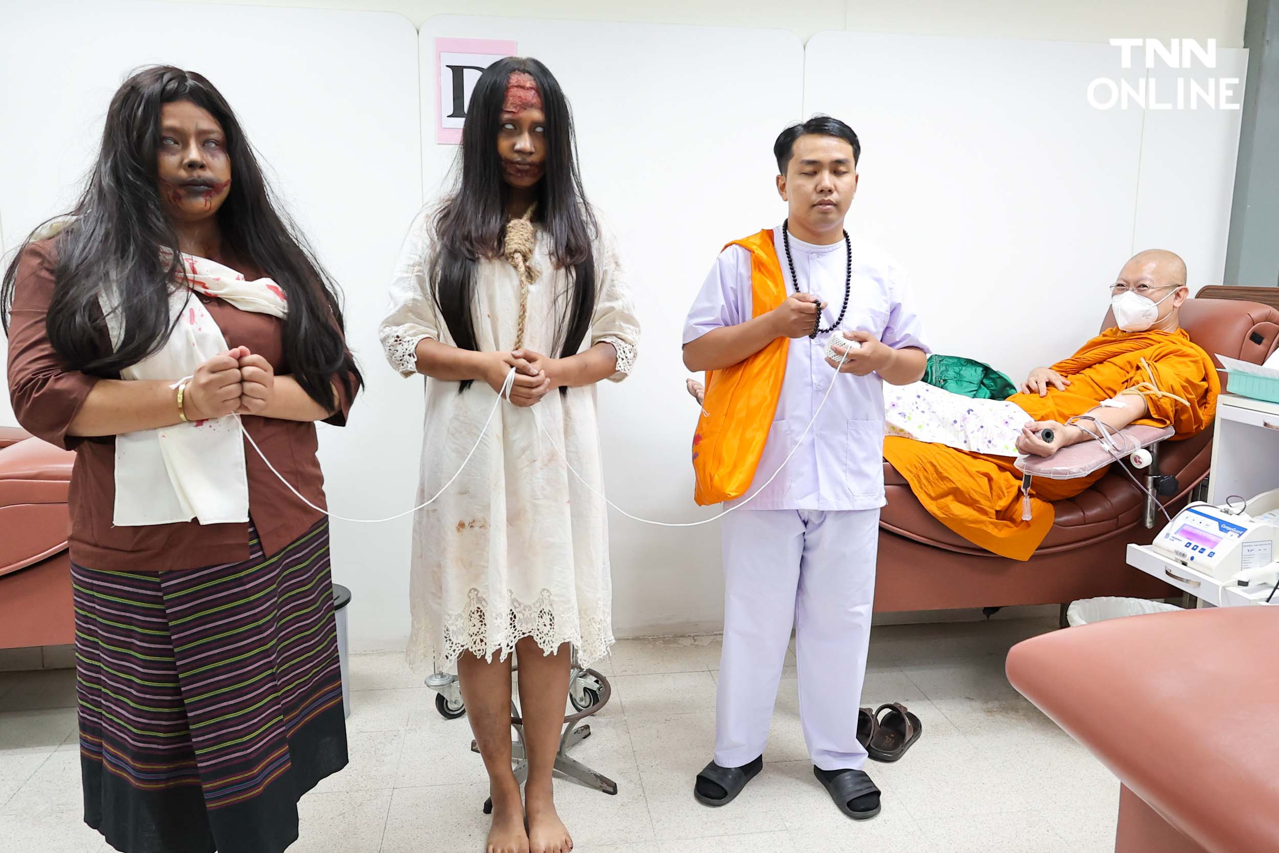 หนีผีมาให้เลือด สีสันบริจาคเลือดรับเทศกาลฮาโลวีน หนีผีมาให้เลือด สีสันบริจาคเลือดรับเทศกาลฮาโลวีน