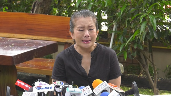 หลั่งน้ำตา “กานต์ วิภากร” ยกมือมือไหว้ขอโทษลูก  (มีคลิป)